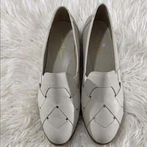 Angel Steps Elegant Cream Loafers Size 10W